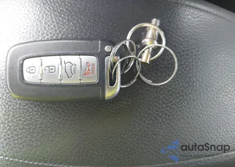 2013 Hyundai Veloster Base W/Gray from USA, damaged, VIN KMHTC6AD7DU122115